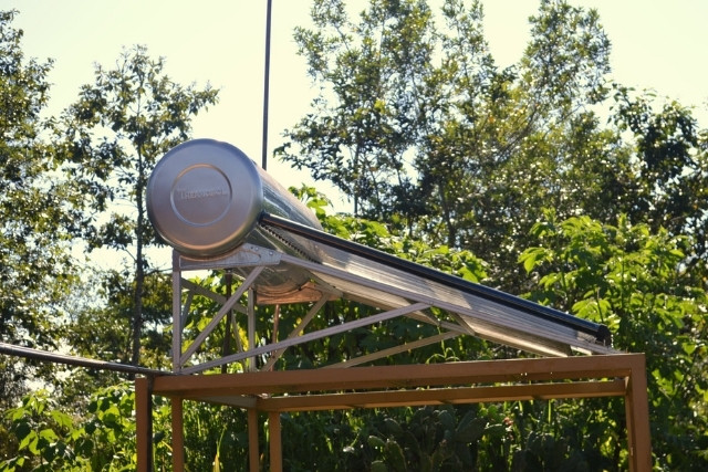 Calentador-de-agua-solar-las-canadas-bosque-de-niebla